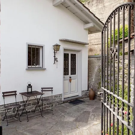 Holiday home Casa Rondinella App 9500